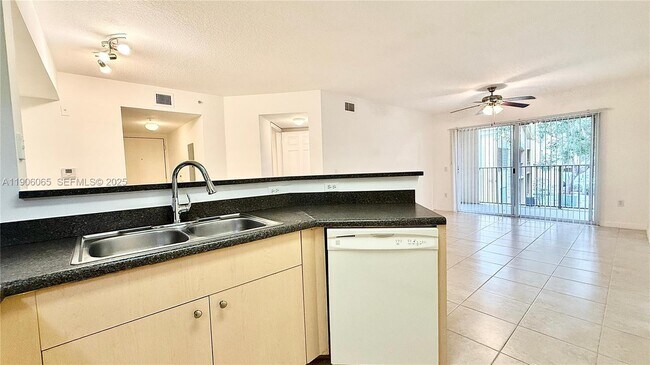 Building Photo - 4211 San Marino Blvd