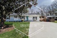 Building Photo - 1416 Myart Ln