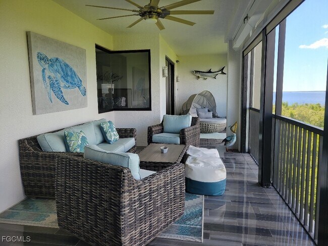 Building Photo - 11620 Court of Palms