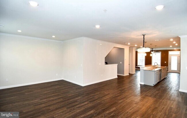 Building Photo - 20739 Heron Landing Dr