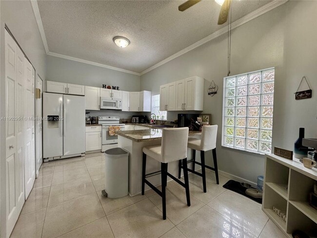 Building Photo - 16137 Emerald Cove Rd