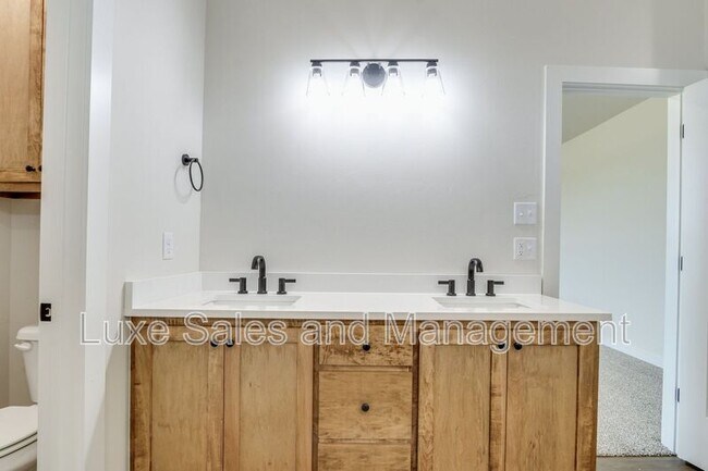 Building Photo - 8329 NW 163rd Ter