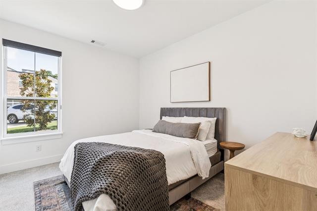 Building Photo - 8120 Bromley Dr