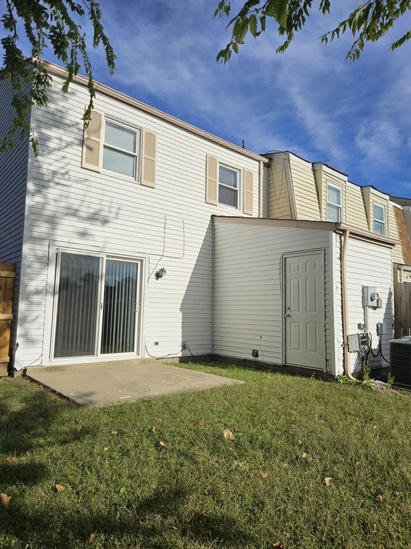 Building Photo - 723 Atterbury Ct