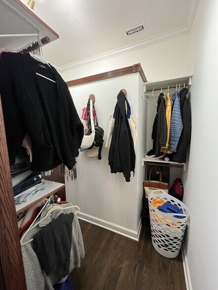 Walk-in closet - 3046 N Leavitt St