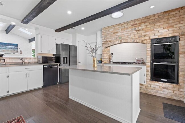 Building Photo - 2616 Choctaw Trail