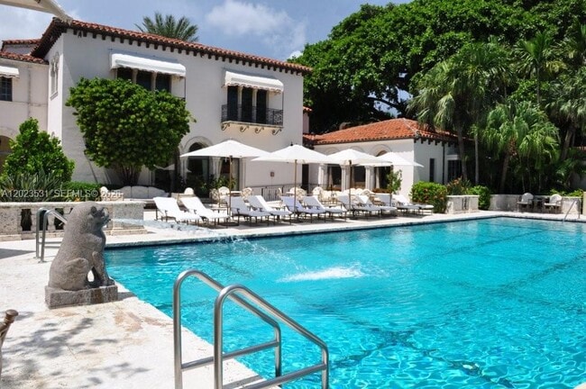 Building Photo - 2425 Fisher Island Dr