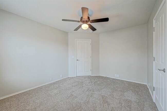 Building Photo - 13600 Breton Ridge St