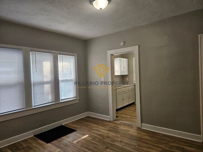 Building Photo - 3709-3711 Brookside Pkwy S Dr