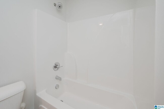 Building Photo - 501 Polo Way