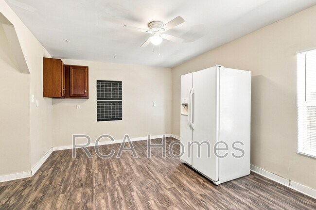 Building Photo - 1156 Fletcher Ave