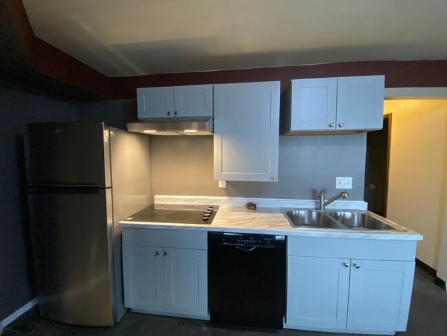 Building Photo - 2 Bedroom 1 Bath in The Dalles