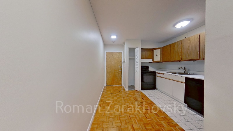 Building Photo - 95 Sutherland Rd