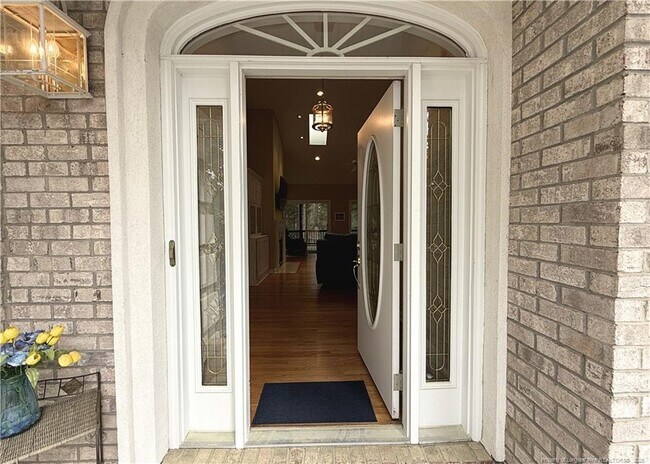 Building Photo - 105 Morris Dr