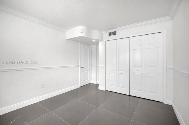 Building Photo - 3245 Virginia St