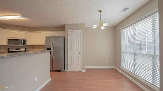Building Photo - 335 Bald Eagle Way
