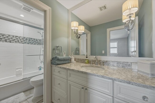 Building Photo - 9900 S Ocean Dr