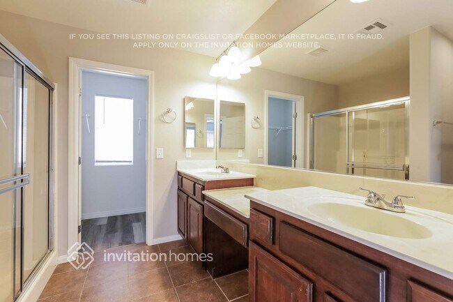 Building Photo - 8933 Jennifer Anne Ave