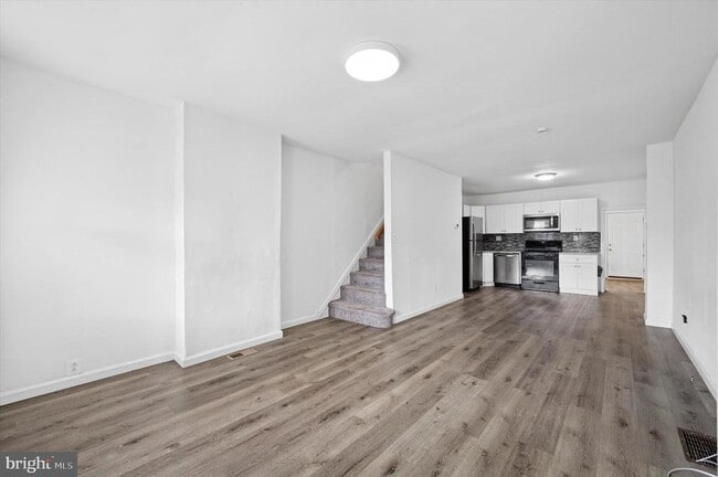 Building Photo - 1610 N 27TH St