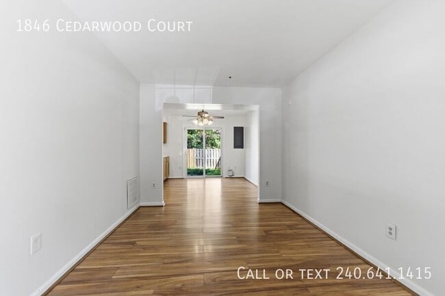 Building Photo - 1846 Cedarwood Ct