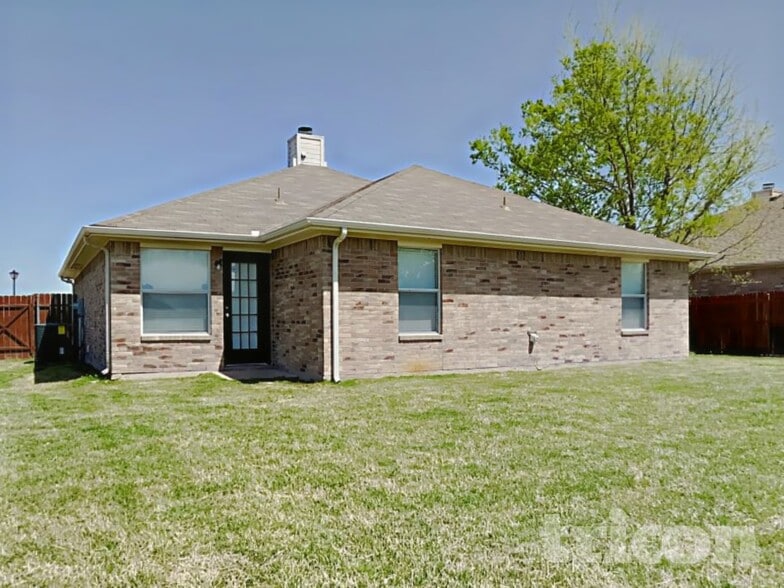 Building Photo - 1214 Bayberry Way