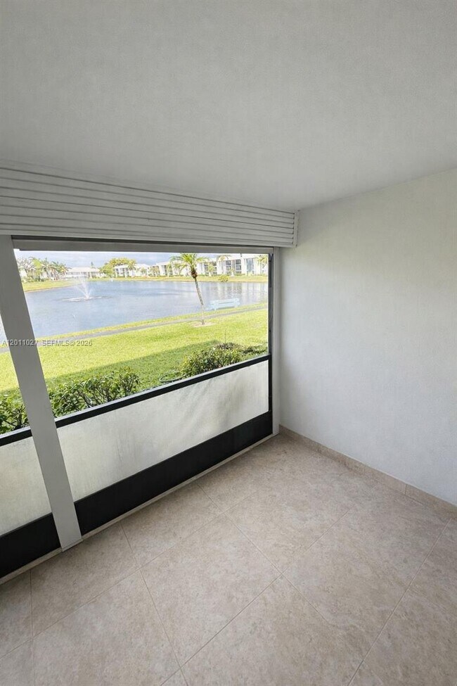 Building Photo - 1110 Green Pine Blvd
