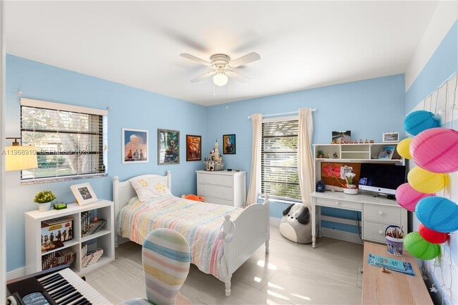 Building Photo - 17341 SW 74th Ave