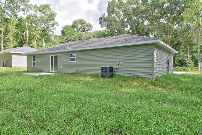 Building Photo - 6128 NW 47 Pl