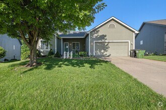 Building Photo - Millard Ranch