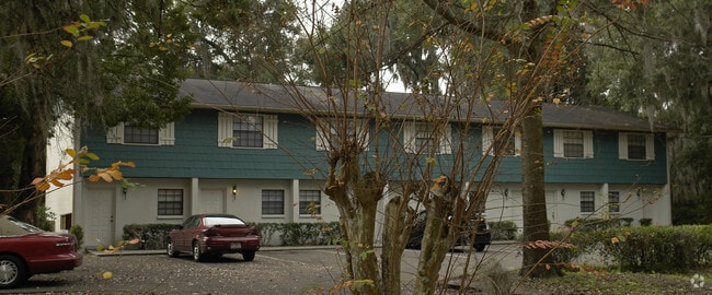 Building Photo - 301 NW 13th Ave