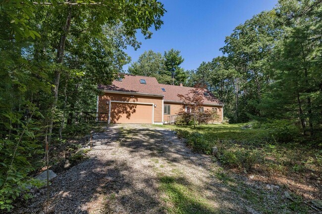 Building Photo - 29 Ox Plow Ln