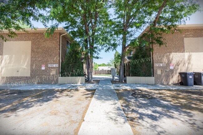 Building Photo - 1707-1721 E 16th St