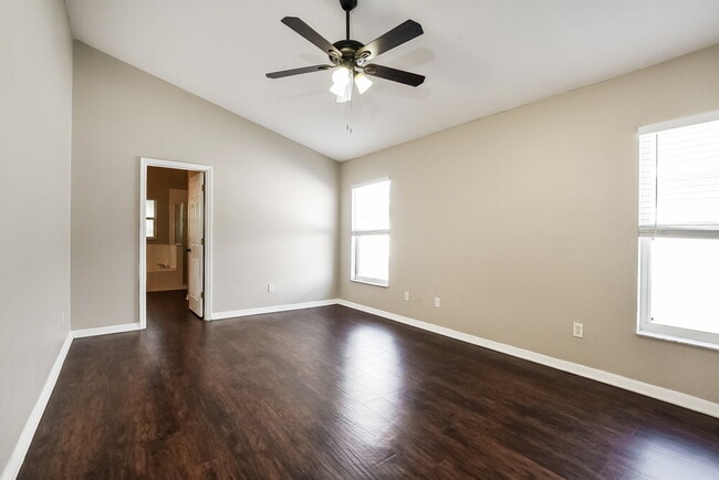 Building Photo - 10733 Brown Trout Cir