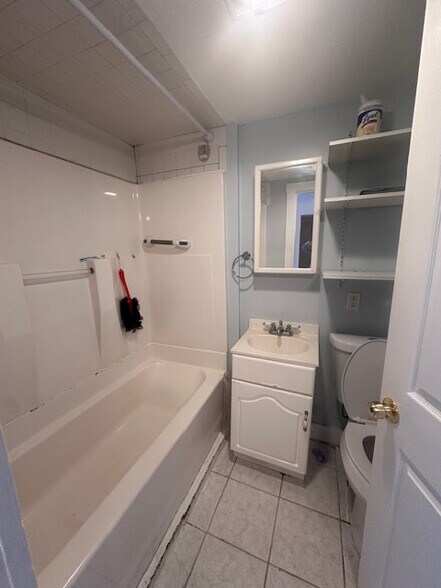 Building Photo - 1 Maxwell St