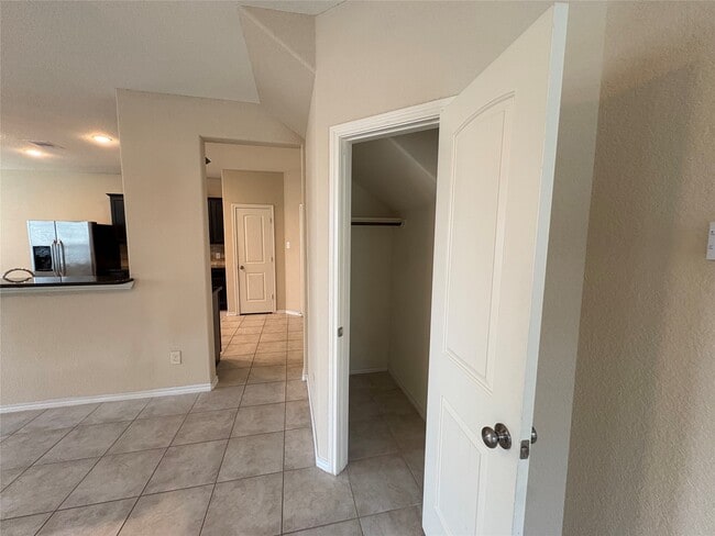 Building Photo - 1410 Spencer Glen Ln