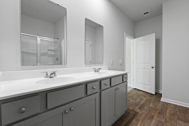 Building Photo - 217 Wedge Cir