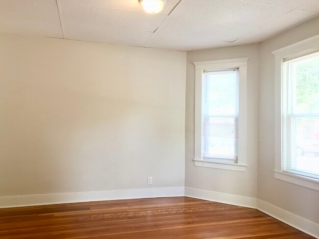 Building Photo - 73 Campbell Ave