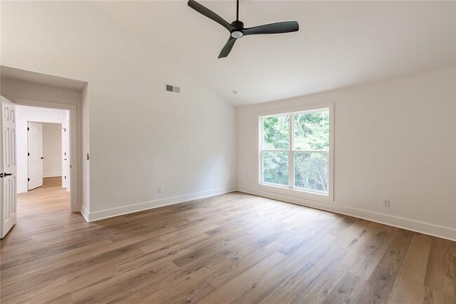 Building Photo - 2601 Garland Way