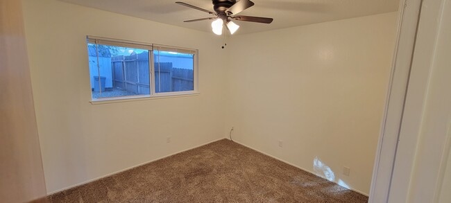 Building Photo - 2881 Acacia Way
