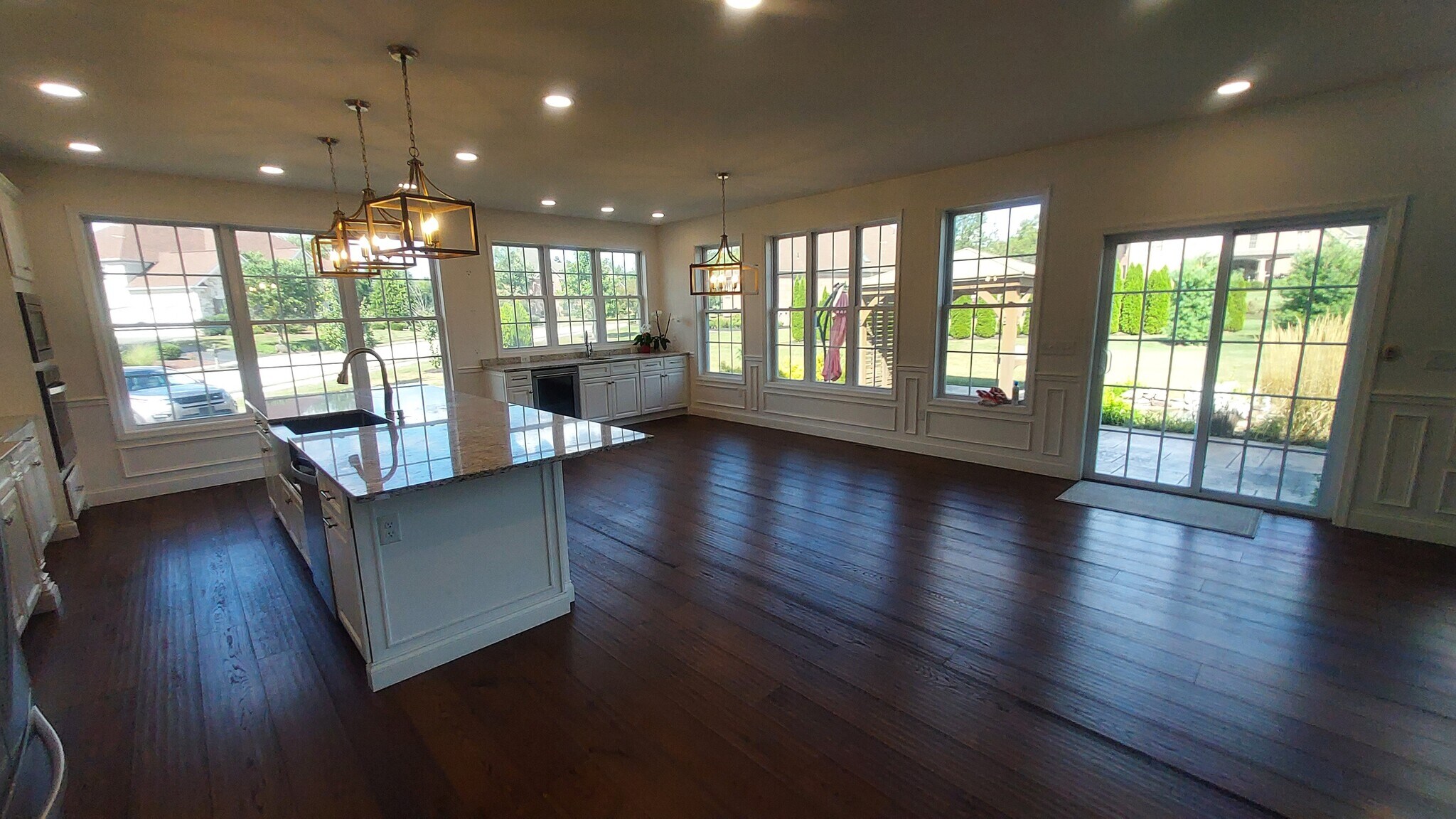 Building Photo - 1295 Needham Cir E