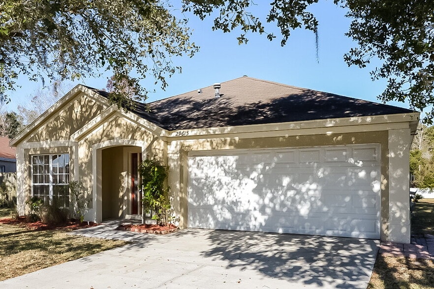 Building Photo - 29613 Morningmist Dr