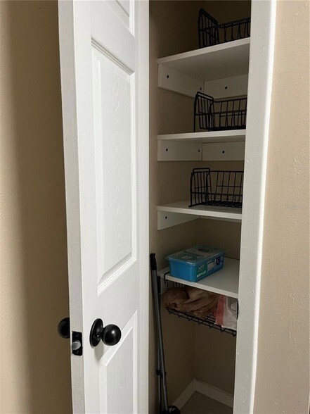 Building Photo - 211 Thorn Tree Place Unit 211