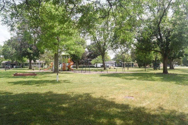 Interior Photo - Carstensen Lane