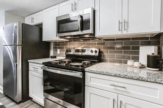 Building Photo - Atler at Brookhaven