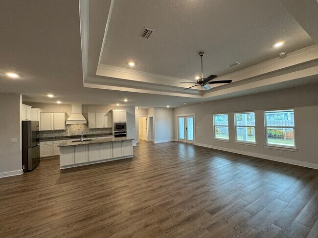 Building Photo - 3533 Sailfish Dr