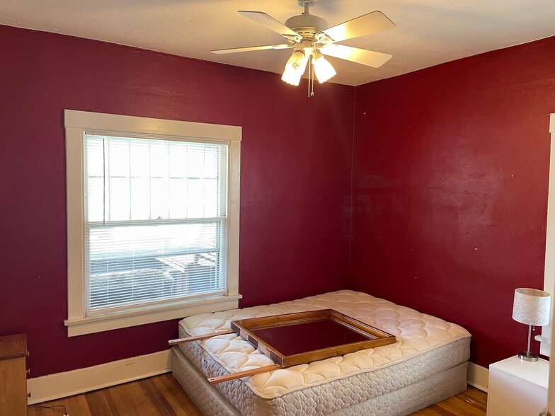 main level bedroom 2 - 903 N Wahsatch Ave
