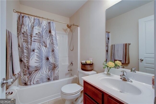 Building Photo - 331 Oakview Way