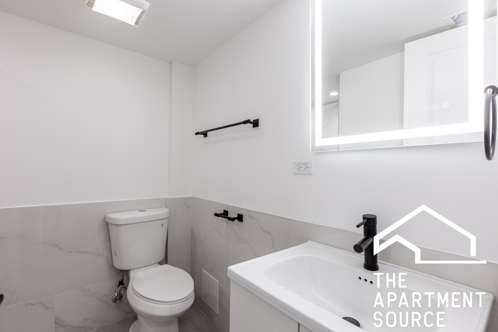 Building Photo - 1839 N Kedzie Ave