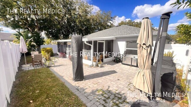 Building Photo - 2132 Falkner Rd