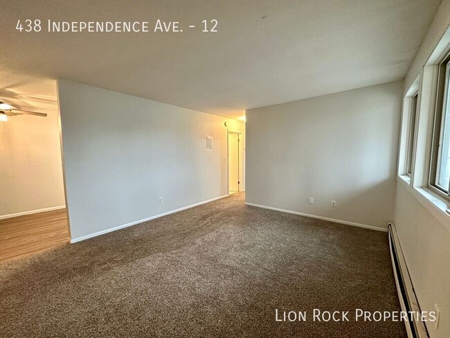 Building Photo - Charming Two Bedroom with Balcony in Champ...